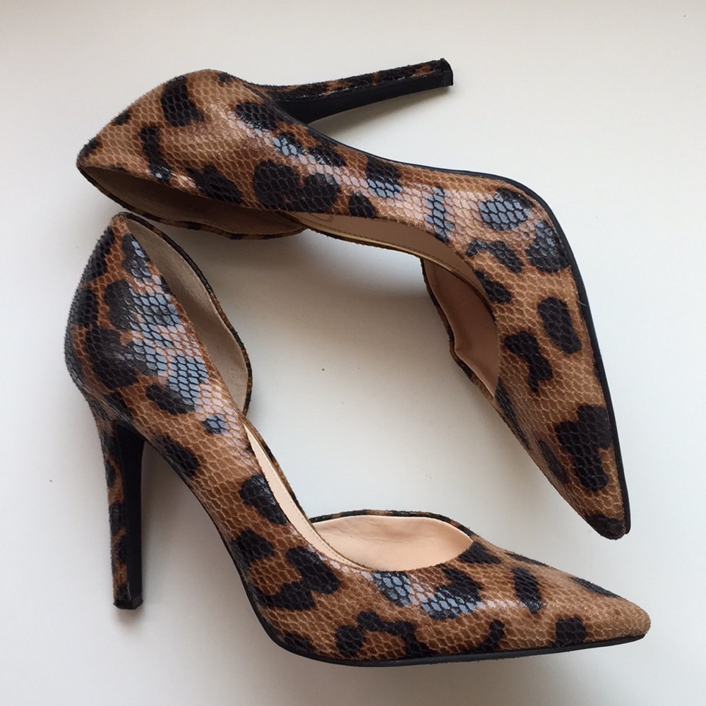 Jessica Simpson Leopard Print Pumps